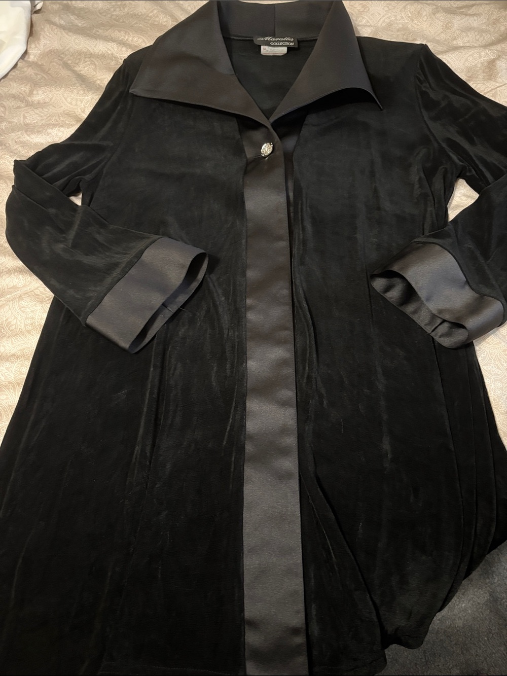 Marallis Elegant Black Women's Coat